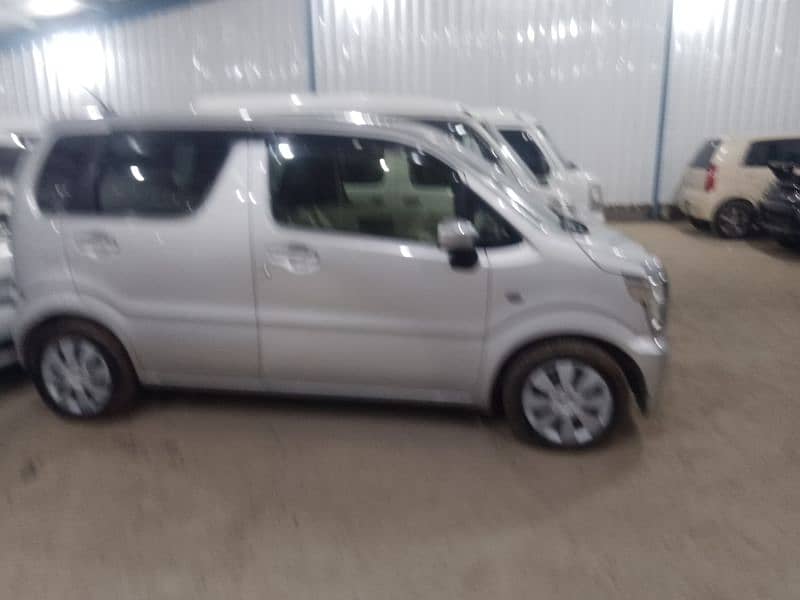 Suzuki Wagon R 2018 8