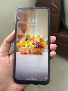 Vivo Y20s 4/128 with original Box and Charger.