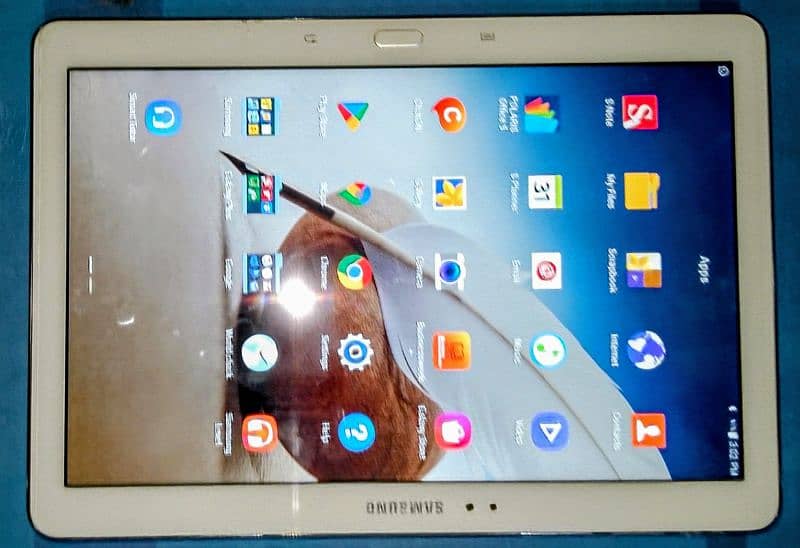 Samsung Galaxy note P-600 Tablet . 1