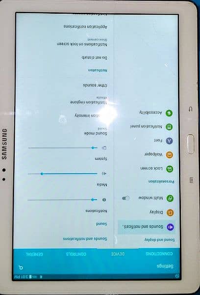 Samsung Galaxy note P-600 Tablet . 6