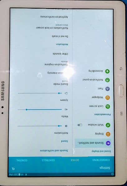 Samsung Galaxy note P-600 Tablet . 9