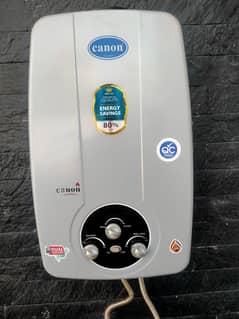 Canon 10 liter instant gas geyser