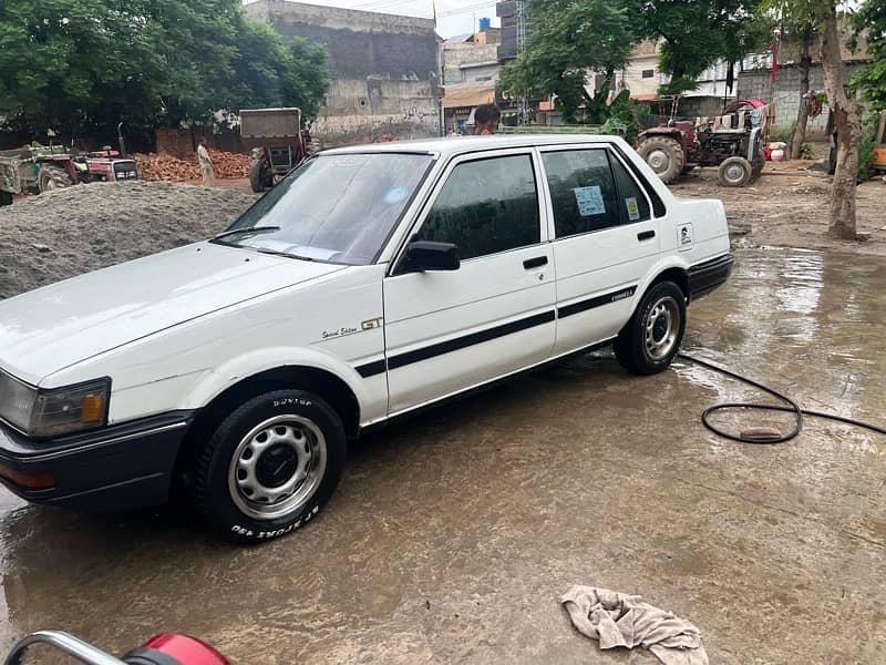 Toyota Corolla LX Limited 1985 Model. Best in town. Good Condition. 4