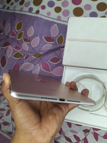 IPAD MINI 5 64GB 8