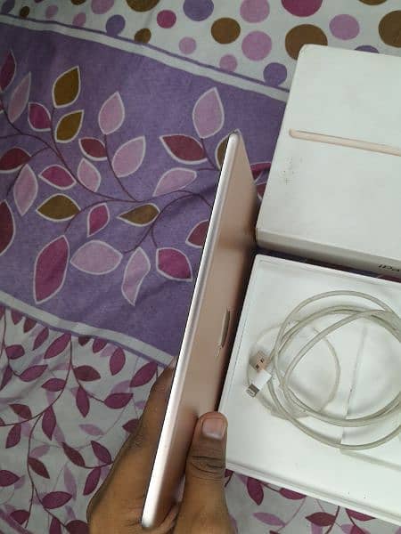 IPAD MINI 5 64GB 9