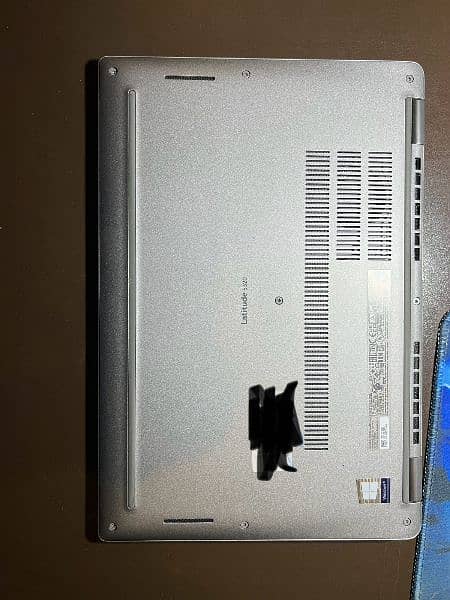 Dell Latitude 5320 1