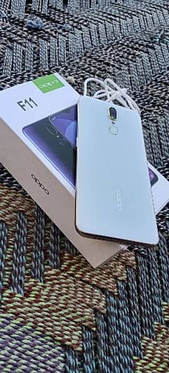 oppo F11 8/256 box changer Sath 10 by 10 0