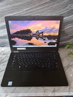 DELL Latitude E7270 -