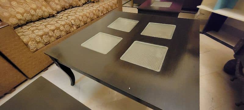 Center Table with 2 site tables for sale. 2