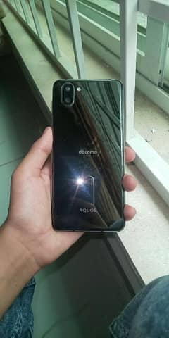 aquos r3 non pta condition 9.5/10 0