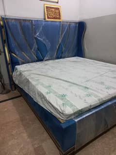 Baras Bed (King size)