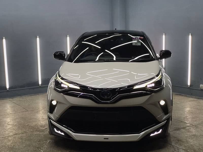 Toyota C-HR 2022 4