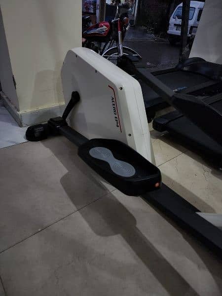 treadmils. (0309 5885468). electric running machines. gym cycles. esu 14