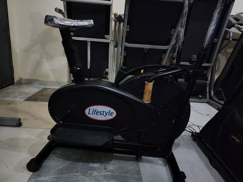 treadmils. (0309 5885468). electric running machines. gym cycles. esu 18