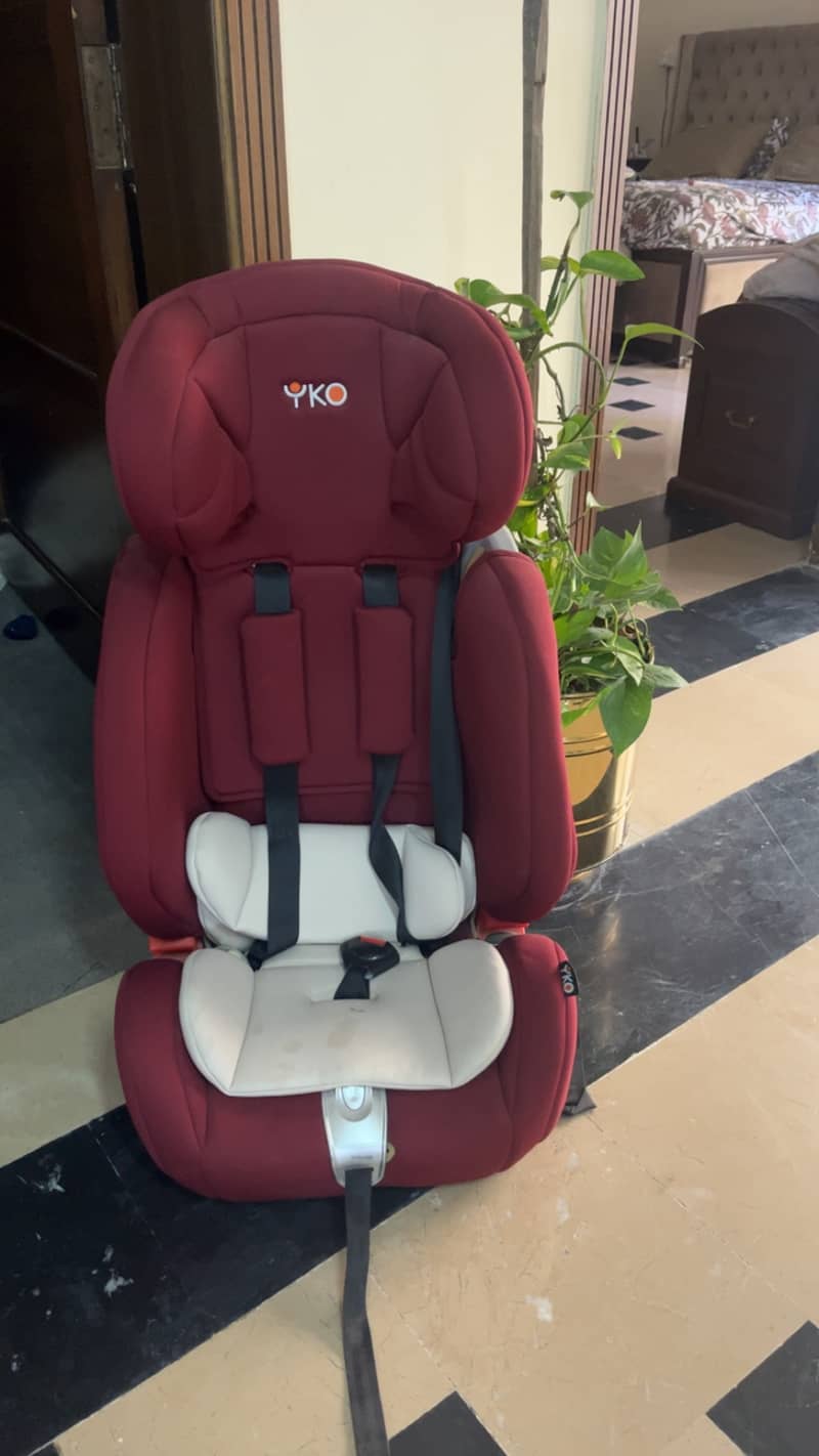 carseat available 2