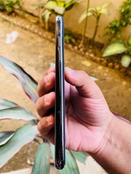 IPhone Xs 256Gb Non Pta Factory Unlock 5