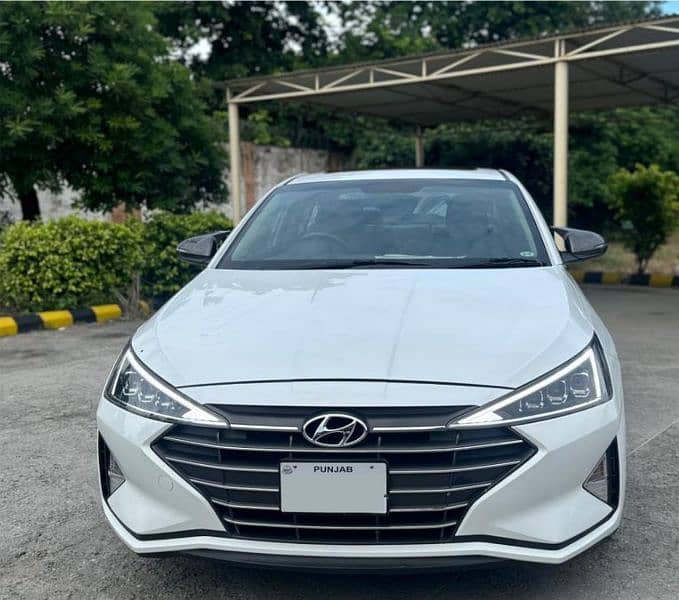 Hyundai Elantra 2021 0