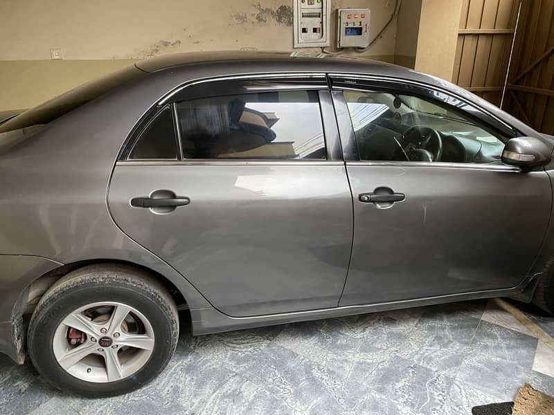 Toyota Corolla GLI 2011 10