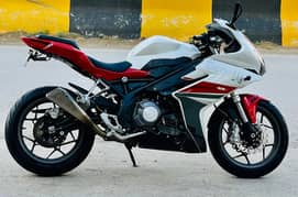 BENELLI 302-R (2018) MODEL 0