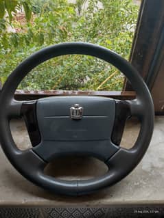 Toyota crown steering wheel