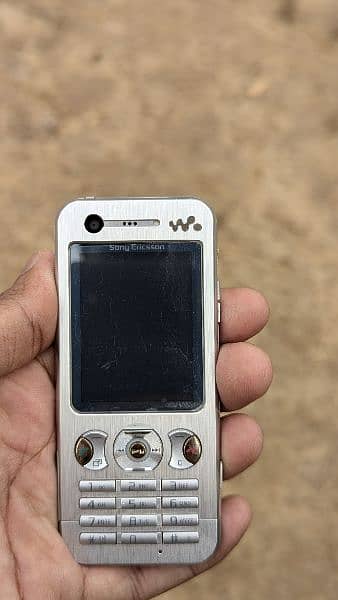 Sony Ericsson Mobiles Non PTA 10/10 3