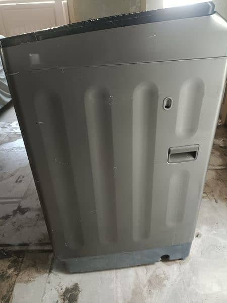 Haier automatic washing and dryer machine 1