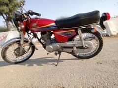 Honda CG125 Model 2011 Totally Genion Golden Nmbr