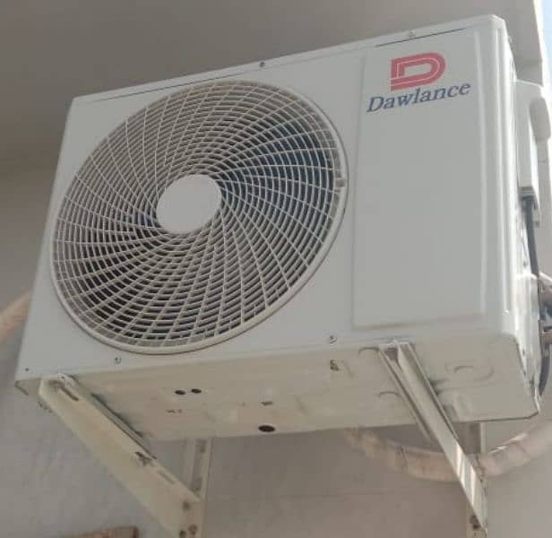 dawlance 1 ton Dc  invertor ac for sale 1