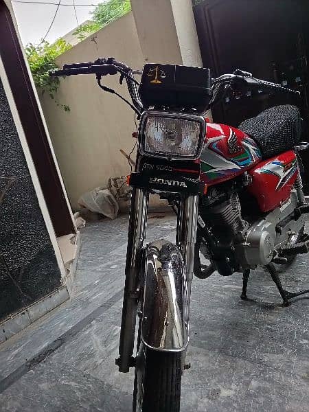 Honda 125 10/10 7