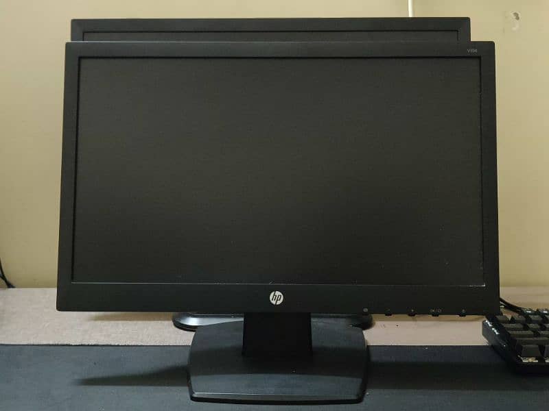 HP 194v 19 inches monitor 0