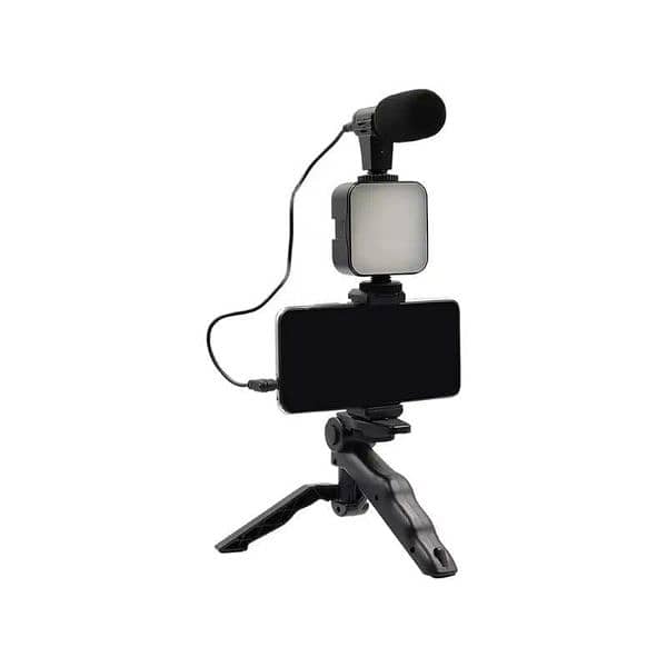 Video / Vlogging Tripod Stand With Light And Microphone 3