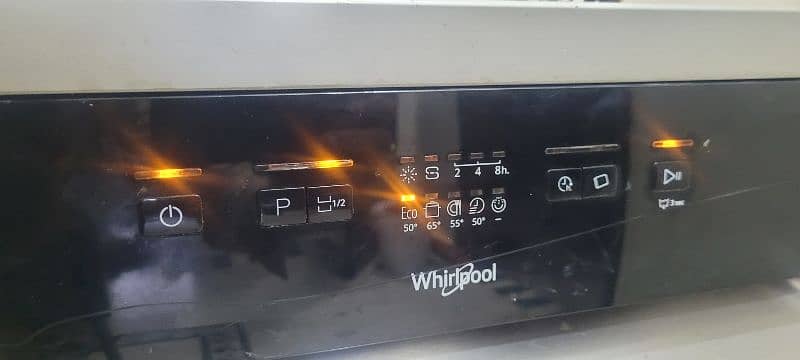 Whirlpool Diswasher Imported from UAE 1