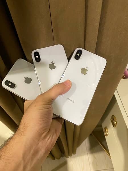 i phone xs / i phone xr /- 03461809478 0