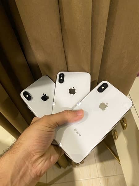 i phone xs / i phone xr /- 03461809478 2