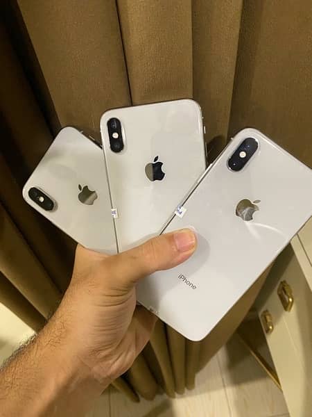 i phone xs / i phone xr /- 03461809478 3