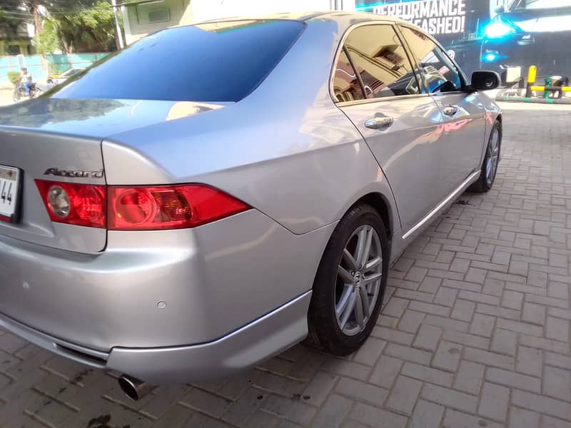 Honda Accord 2004 CL9 6