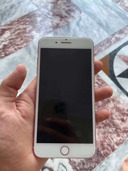 iPhone 7 plus 128gb pta approved 5