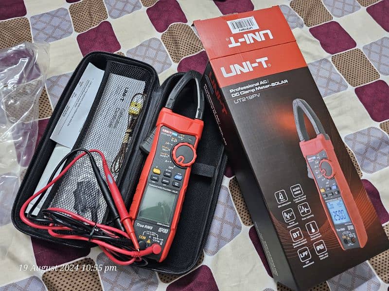 Uni-T UTPV219 Clamp Meter for Professional Solar Installers 6