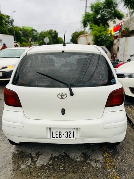 Toyota Vitz 2003 3