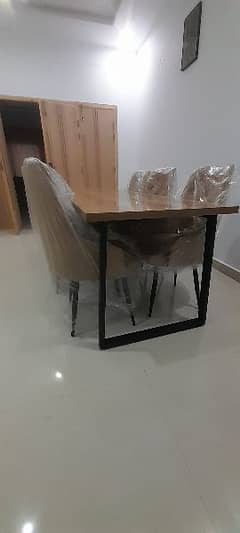 dining table 10 seater