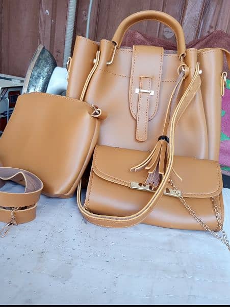 Bags / Handbags / Shoulder bags / Ladies bags wattsapp: 0342-6908728 2