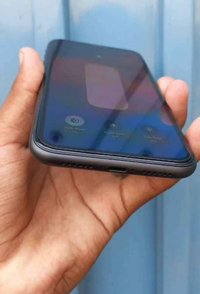 IPhone 11. Factory Unlock. 64Gb . 84 battery health. Sim Time Available 1