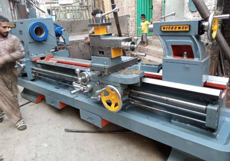 6.5 Feet Lathe machine We Deals in all kinds of Auto Mobile Machinery 3