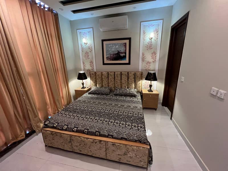 Luxurious 5 Marla Fully Furnished House for Rent in Bahria Town Lahore 2