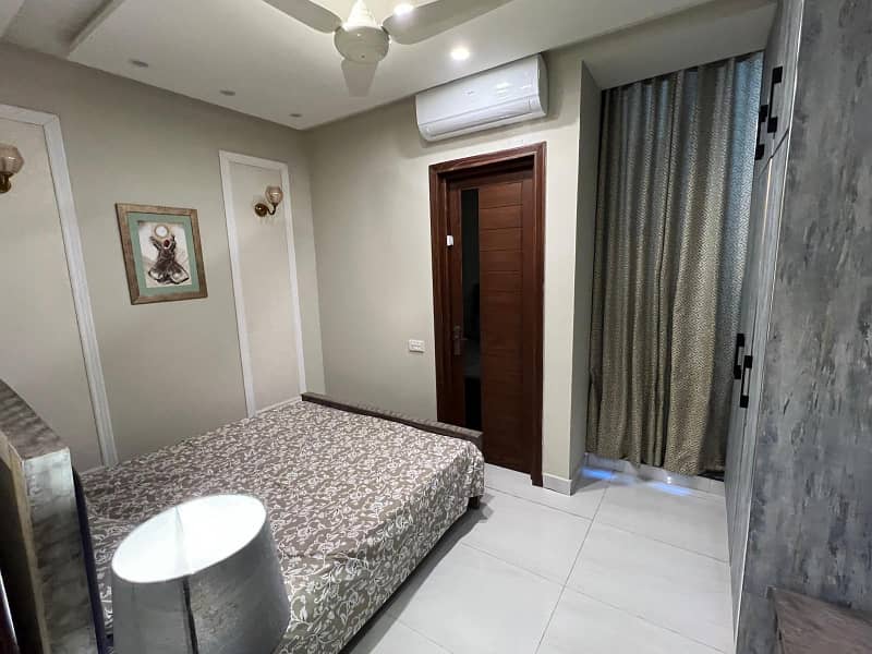 Luxurious 5 Marla Fully Furnished House for Rent in Bahria Town Lahore 6