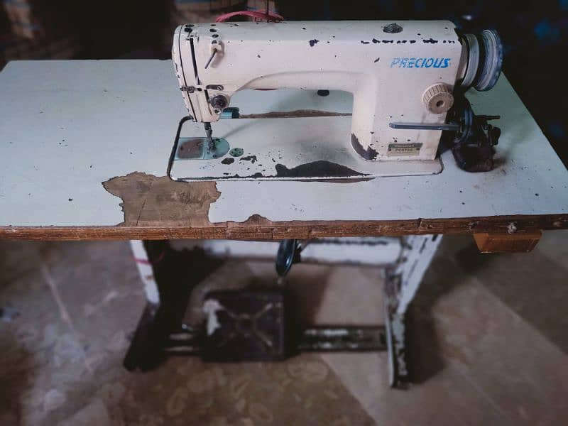 Sewing machine for sale 2