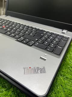 Lenovo E570 (0322-8832611)