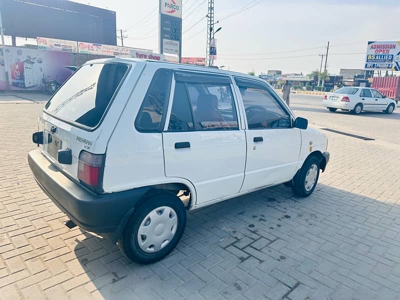 Suzuki mehran 2006 model|Car in genuine condition||price is negotiable 6