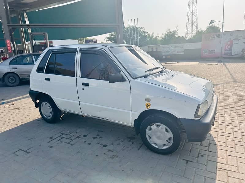 Suzuki mehran 2006 model|Car in genuine condition||price is negotiable 9