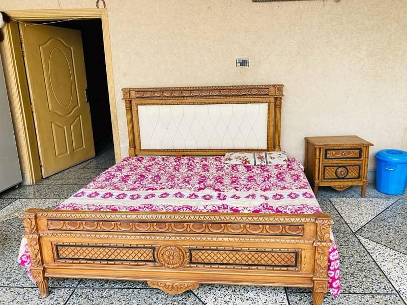 Complete bed set(diyar wood) 0